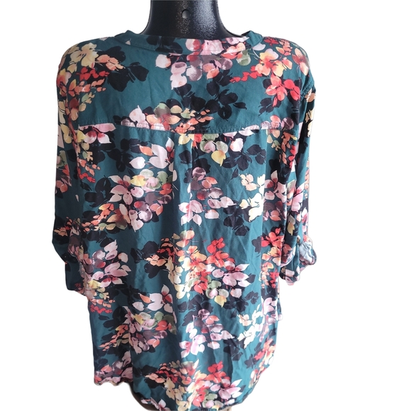 Torrid Green Floral Pullover Shirt 3X - Picture 5 of 6